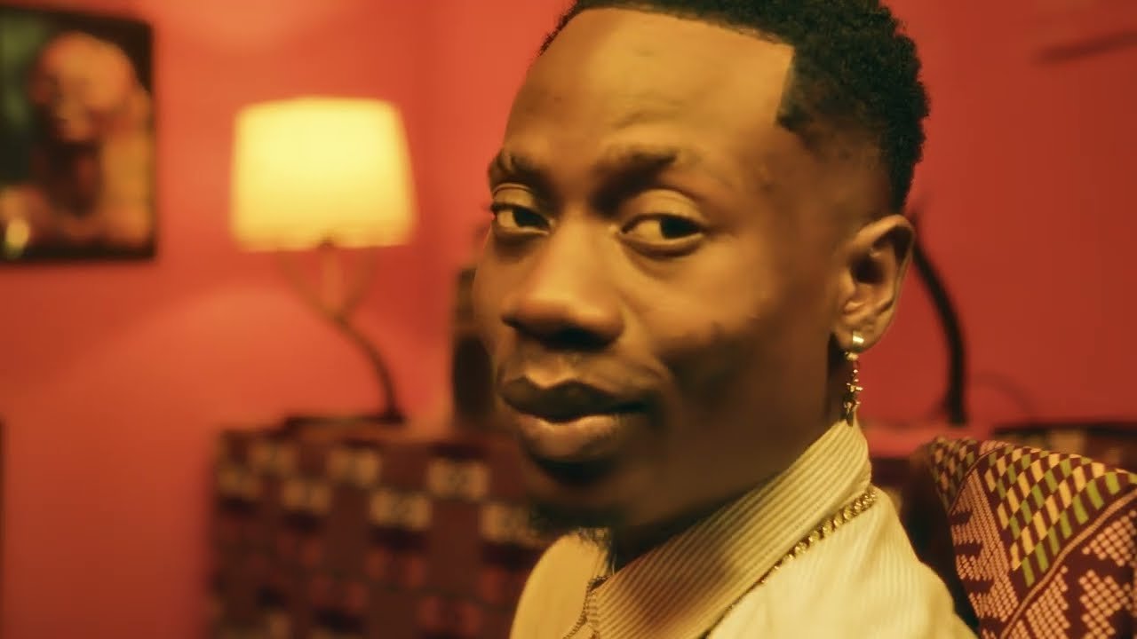 Lutty Neika ft. Bravion Emcee - Anaconda music video
