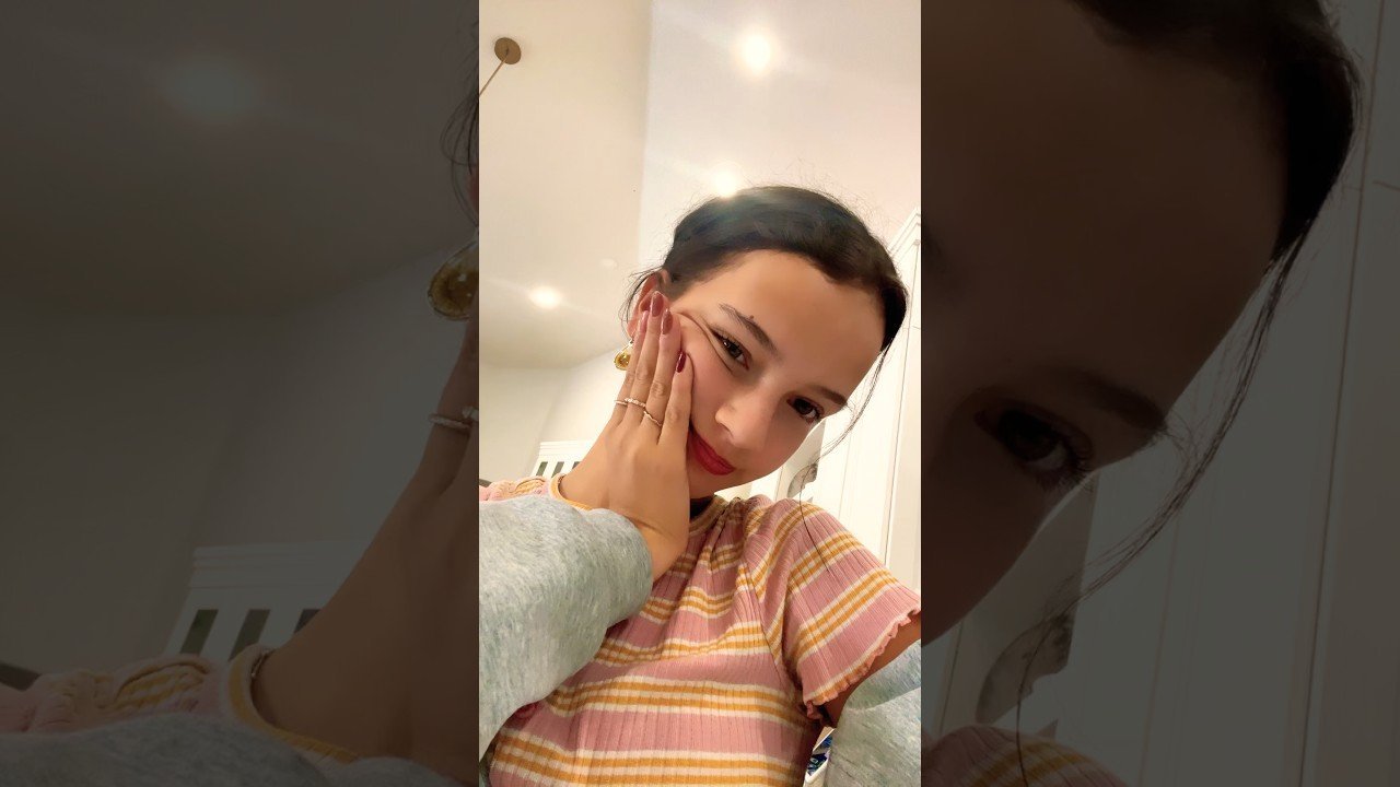Cora Bennett - Cora Bennett Biography: Age, YouTube Fame, Family, and Bio