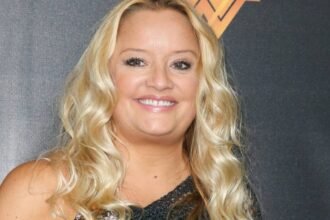 Lucy Davis Reveals Incurable Stag4 4 Cancer