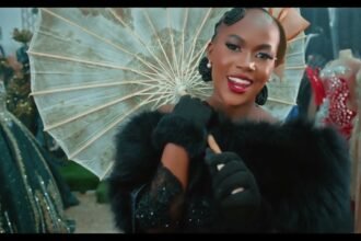 Winnie Wa Mummy performing in the music video for My Man
