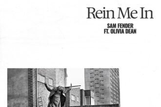 Sam Fender and Olivia Dean performing their record-breaking hit song Rein Me In