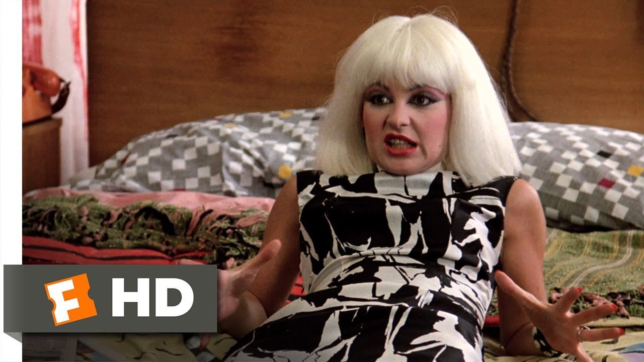 Annie Potts in Pretty in Pink - Annie Potts Biography: Age, Movies, TV Shows, Family, and Life Story
