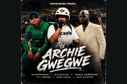 Dj Maphorisa, Mluusician, Vulela Maweekend, Benzoo and Mark Khoza on stage performing the Amapiano song Archie Gwegwe