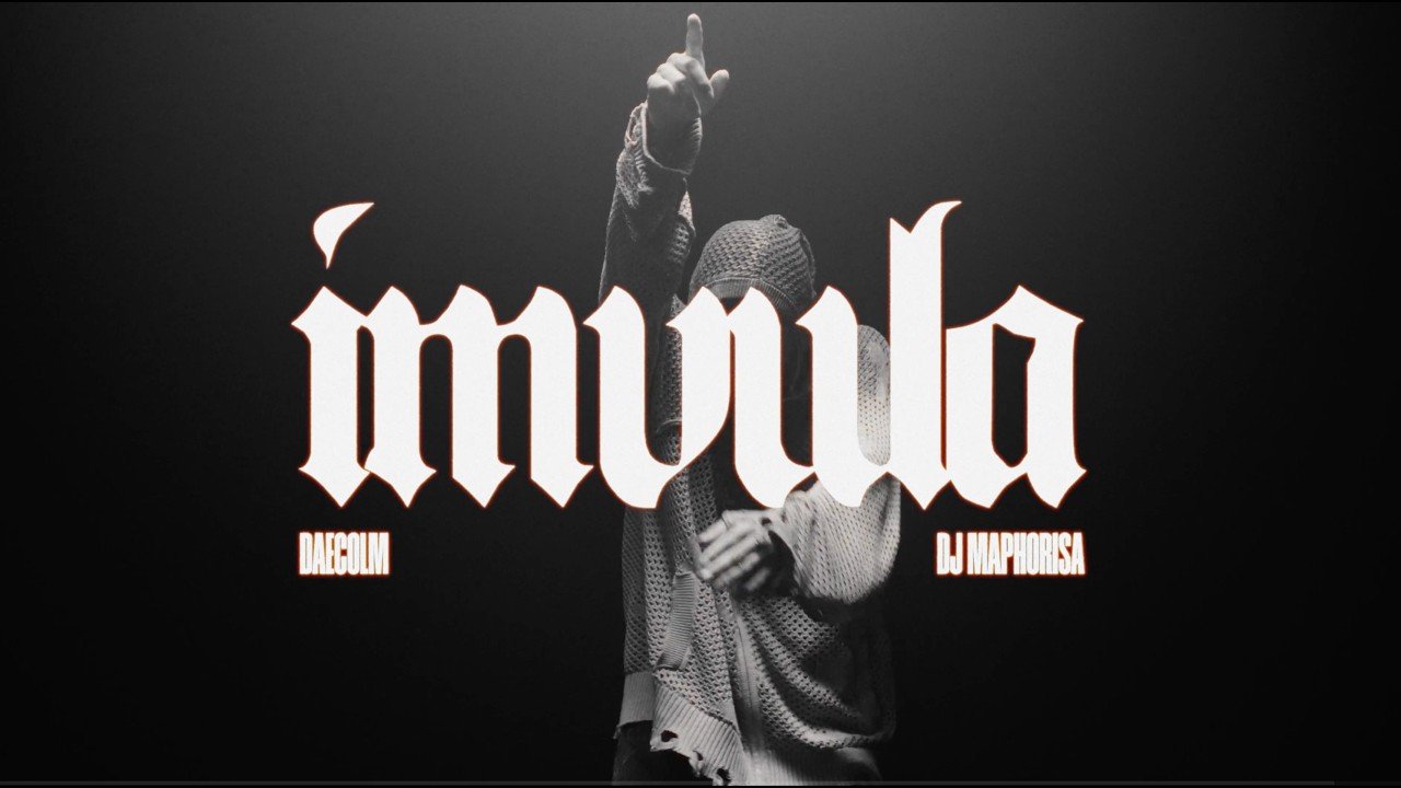 Daecolm and DJ Maphorisa performing in their official Imvula music video.