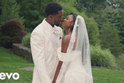 Coco Jones performing in her Love Me Through visualizer video.
