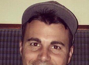 Mark Rober posing for a portrait photo