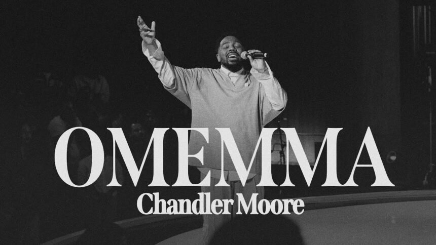 Chandler Moore singing live on stage during his Omemma performance in Los Angeles.