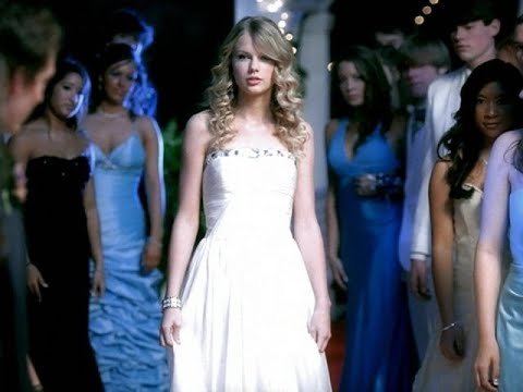 Taylor Swift childhood - Taylor Swift Biography: Age, Family, Career Highlights & 2025 Marriage