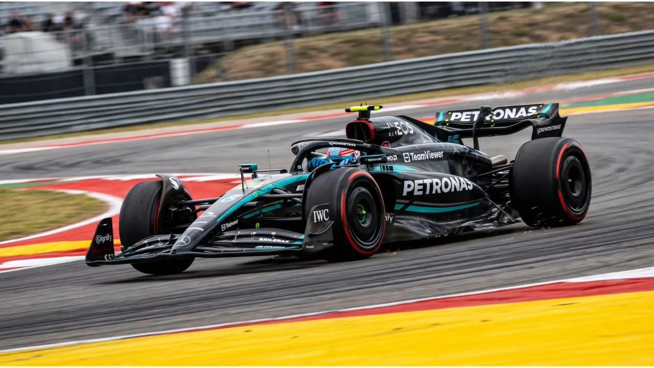 Mercedes driver Kimi Antonelli navigating a turn during US GP qualifying in Austin